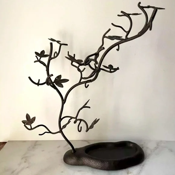 Jewelry stand Elegant Bronze Tree Sculpture - Picture 3 of 10